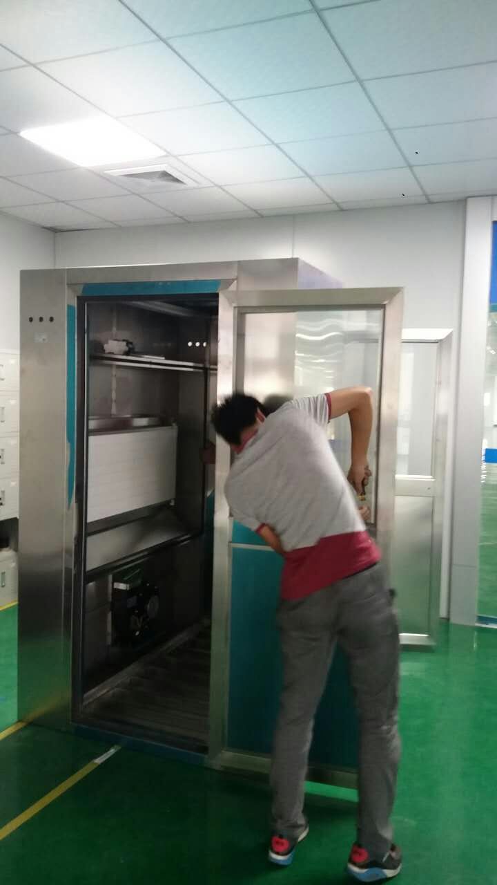 不銹鋼風(fēng)淋室